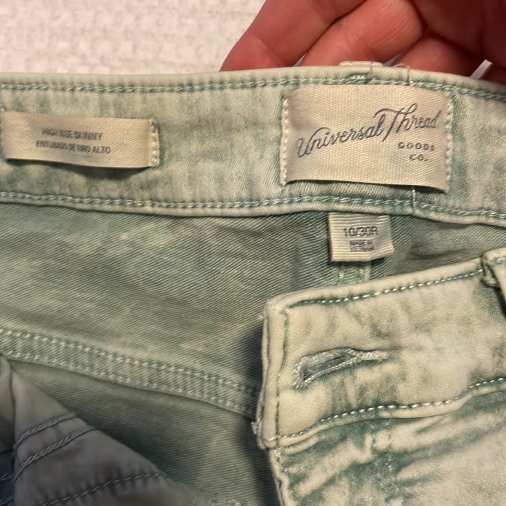 Target Universal Thread High Rise Skinny Jeans - Picture 2 of 4